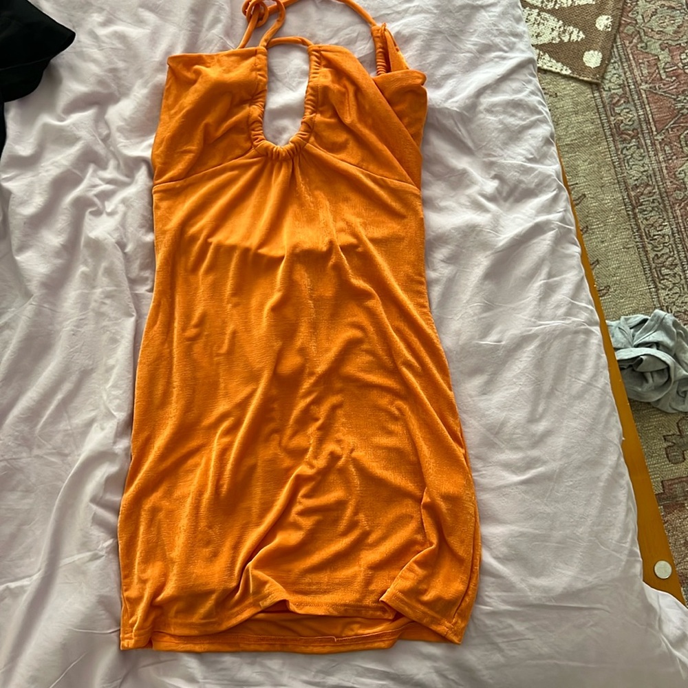PEPPERMAYO MINI DRESS. Orange bodycon and comfy